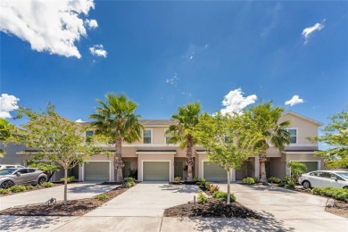 Beach Townhome/Townhouse For Sale in Sarasota, Florida