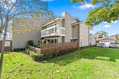 Beach Townhome/Townhouse For Sale in Huntington Beach, California