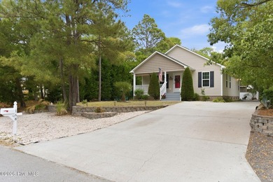Beach Home For Sale in Oak Island, North Carolina