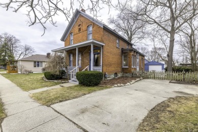 Beach Home Sale Pending in Port Huron, Michigan