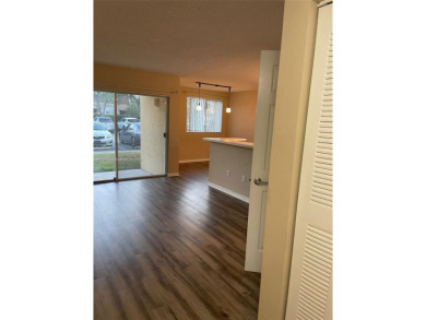 Beach Condo For Sale in Davie, Florida