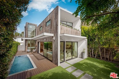 Beach Home For Sale in Venice, California