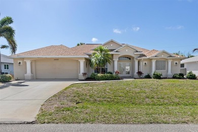 Beach Home For Sale in Englewood, Florida