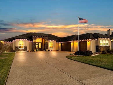 Beach Home For Sale in Corpus Christi, Texas