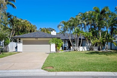 Beach Home Sale Pending in Belleair Beach, Florida