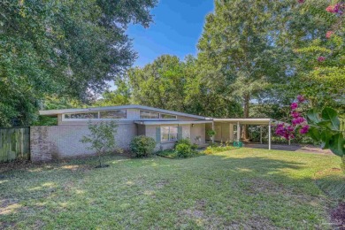 Beach Home For Sale in Pensacola, Florida
