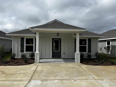 Beach Home For Sale in Foley, Alabama