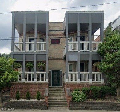 Beach Condo For Sale in Cleveland, Ohio