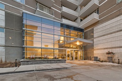 Beach Condo For Sale in Chicago, Illinois