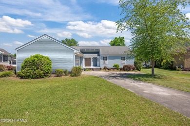 Beach Home For Sale in New Bern, North Carolina