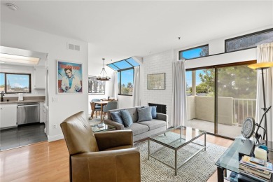 Beach Condo For Sale in Huntington Beach, California