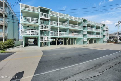 Beach Condo For Sale in Carolina Beach, North Carolina