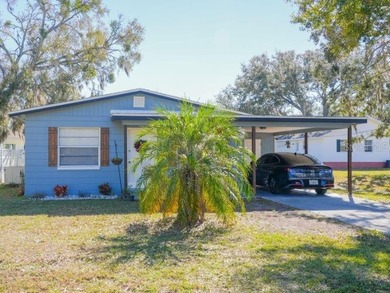 Beach Home For Sale in Ruskin, Florida