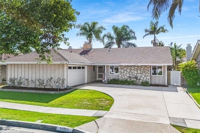 Beach Home For Sale in Huntington Beach, California