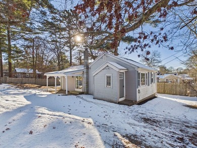 Beach Home For Sale in Plymouth, Massachusetts