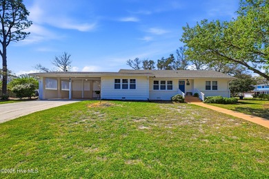 Beach Home For Sale in Southport, North Carolina