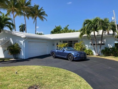 Beach Home For Sale in West Palm Beach, Florida