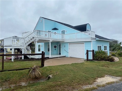 Beach Home For Sale in Rockport, Texas