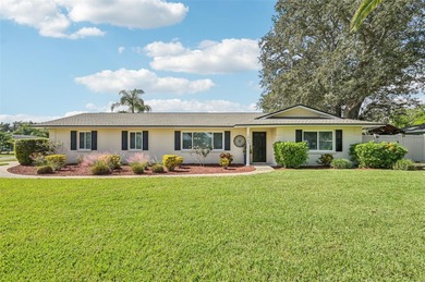 Beach Home Sale Pending in Bradenton, Florida