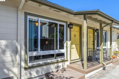 Beach Townhome/Townhouse Sale Pending in Albany, California