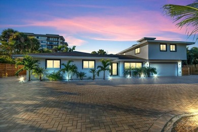 Beach Home For Sale in Sarasota, Florida