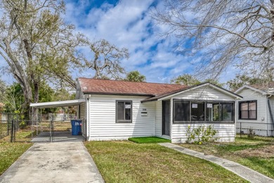 Beach Home For Sale in St. Petersburg, Florida
