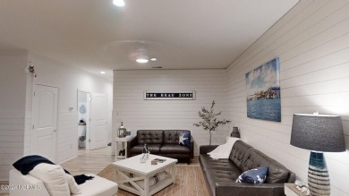 Beach Townhome/Townhouse For Sale in Beaufort, North Carolina