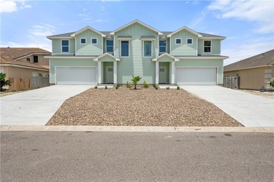 Beach Townhome/Townhouse For Sale in Corpus Christi, Texas