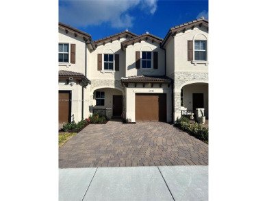 Beach Townhome/Townhouse For Sale in Miami, Florida