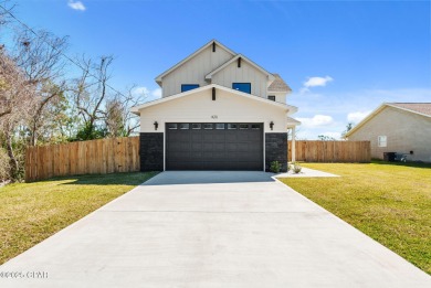 Beach Home For Sale in Panama City, Florida