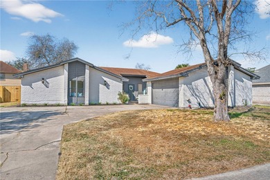 Beach Home For Sale in Corpus Christi, Texas