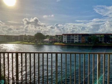 Beach Condo For Sale in Hillsboro Beach, Florida