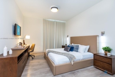 Beach Condo For Sale in Hollywood, Florida