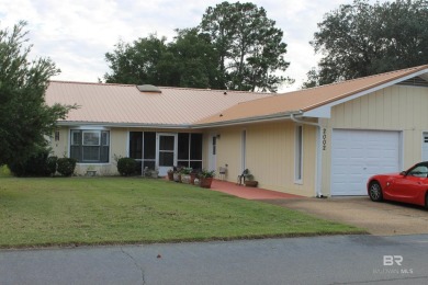 Beach Home For Sale in Gulf Shores, Alabama