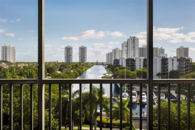 Beach Condo For Sale in Aventura, Florida