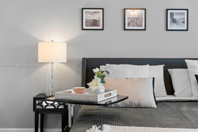 Beach Condo For Sale in Sunny Isles Beach, Florida