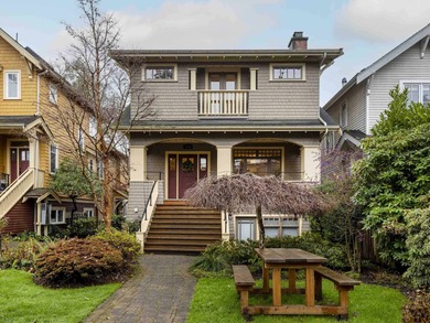 Beach Townhome/Townhouse For Sale in Vancouver, 