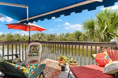 Beach Home For Sale in Bradenton, Florida