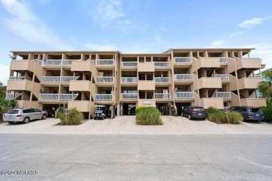 Beach Condo For Sale in Carolina Beach, North Carolina