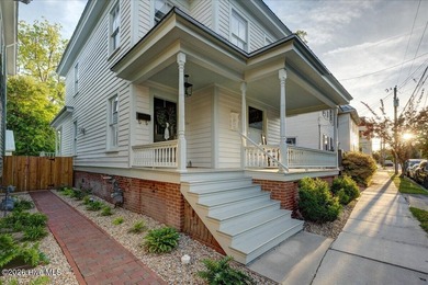 Beach Home For Sale in New Bern, North Carolina