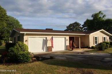 Beach Home For Sale in Newport, North Carolina