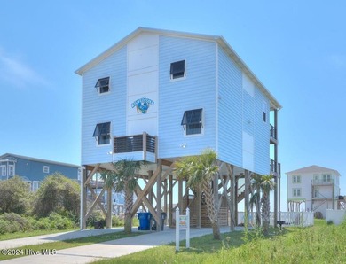 Beach Home For Sale in Oak Island, North Carolina