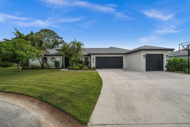 Beach Home For Sale in Sarasota, Florida