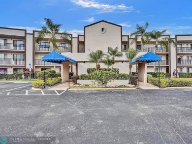 Beach Condo For Sale in Tamarac, Florida