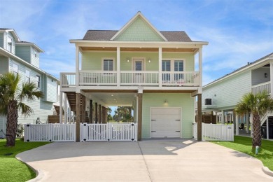 Beach Home For Sale in Galveston, Texas