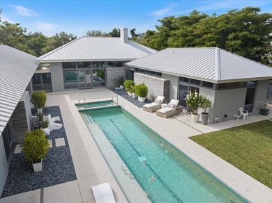 Beach Home For Sale in Sarasota, Florida