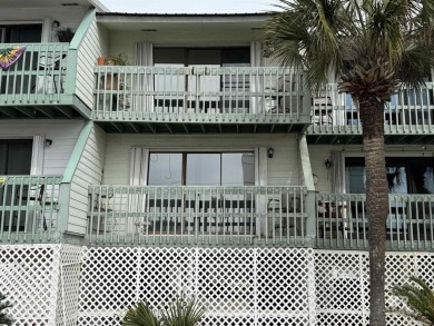 Beach Home For Sale in Gulf Shores, Alabama