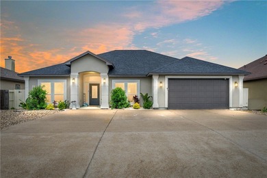 Beach Home For Sale in Corpus Christi, Texas