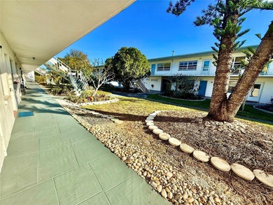 Beach Condo For Sale in St. Petersburg, Florida