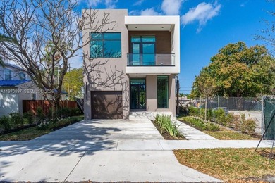 Beach Home For Sale in Hollywood, Florida